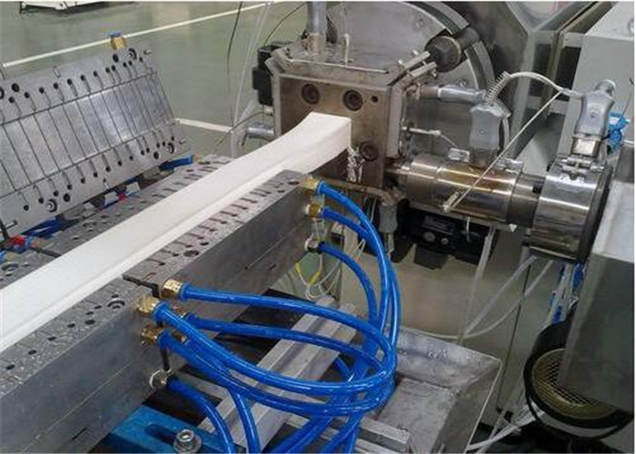 UPVC PVC Plastic Profile Extrusion Line with 120 - 150 kg/h Capacity