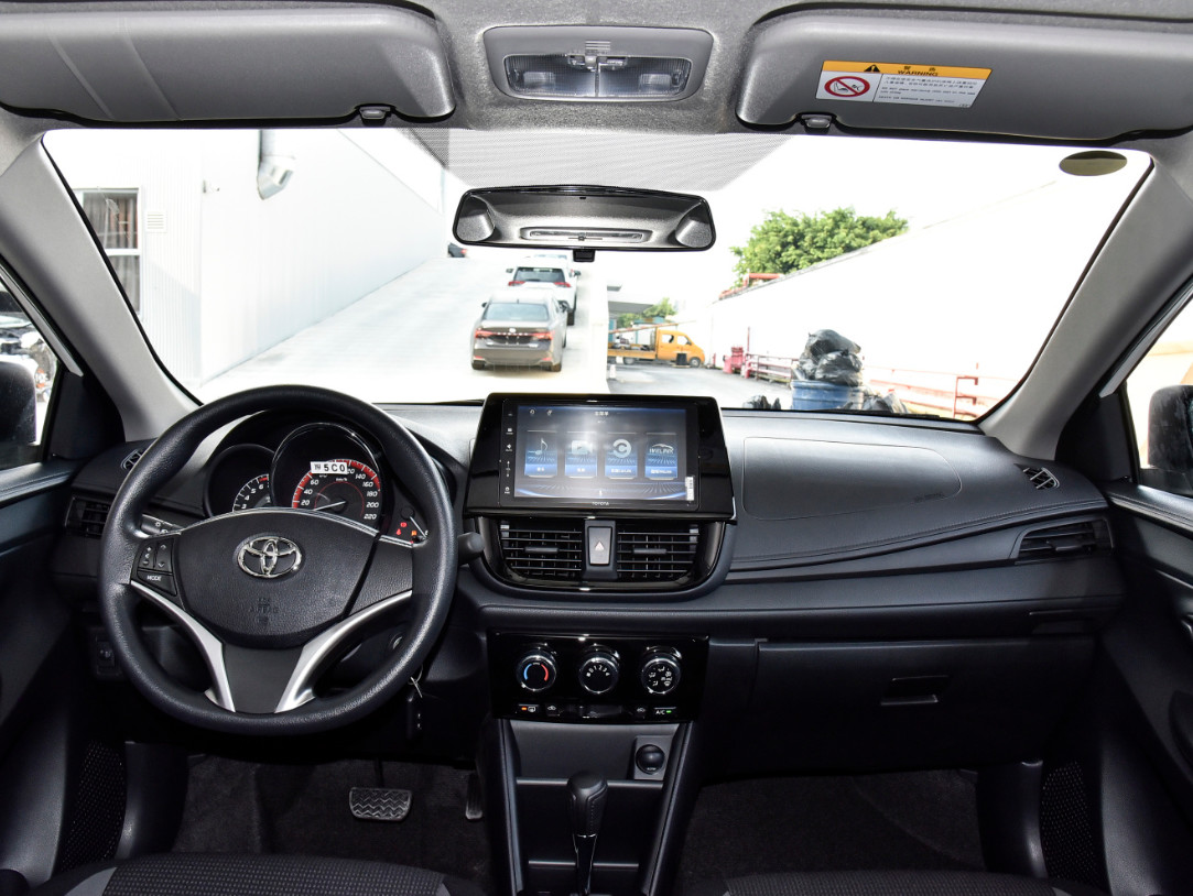 Excellent Performance Toyota Vois 2022 1.5L CVT Small Car 4 Door 5 Seats Saloon Professional New/Used Cars Exporter