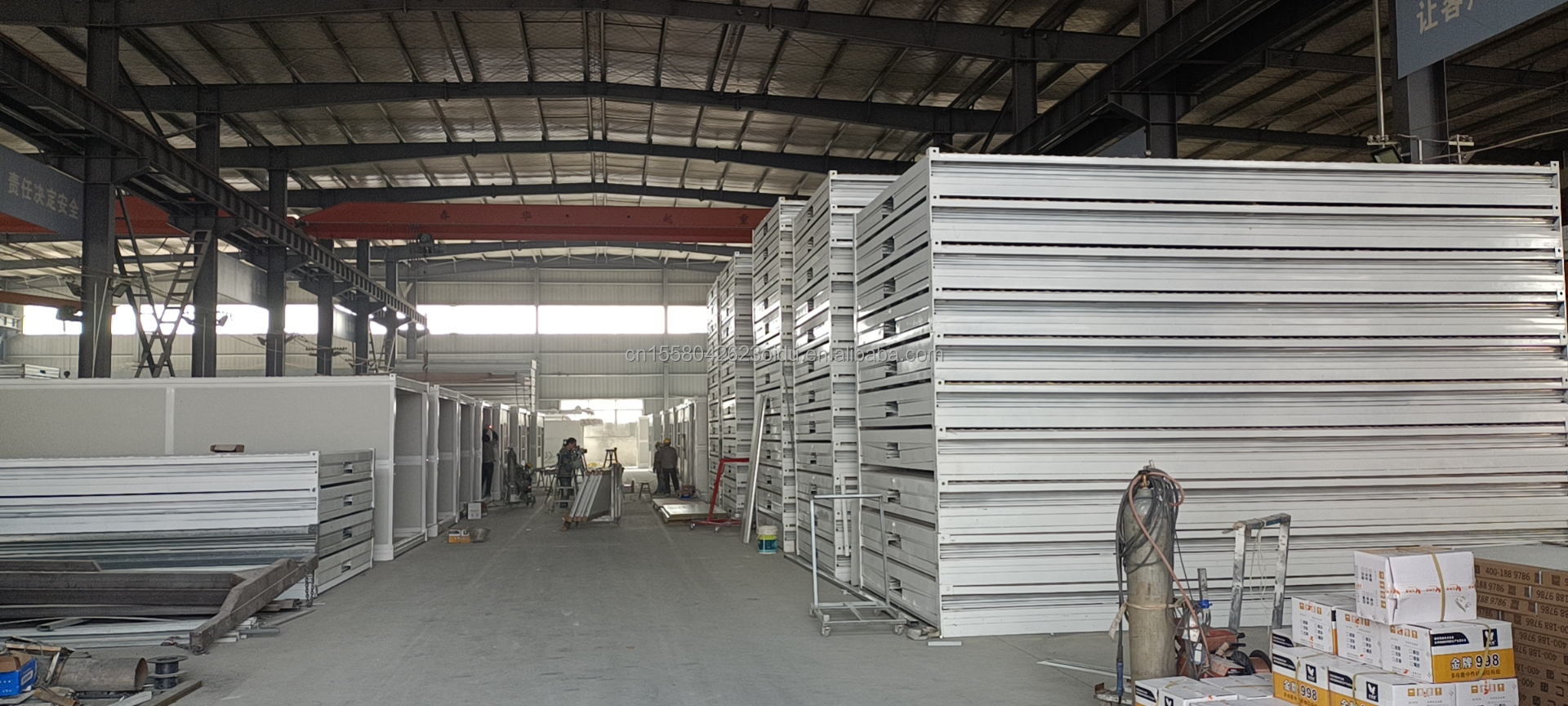 Modern Design Prefabricated Foldable Home Steel Sandwich Panel Container House for Outdoor at Construction Site Dormitory