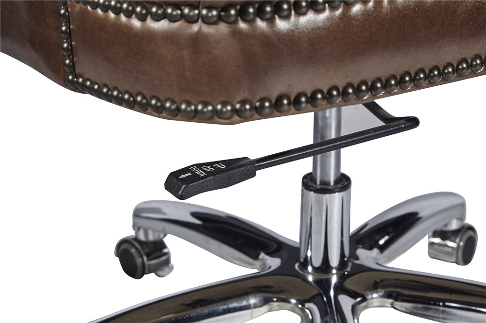 Deep Buttons Back Leather Office Desk Chair , Brown Leather Executive Desk Chair
