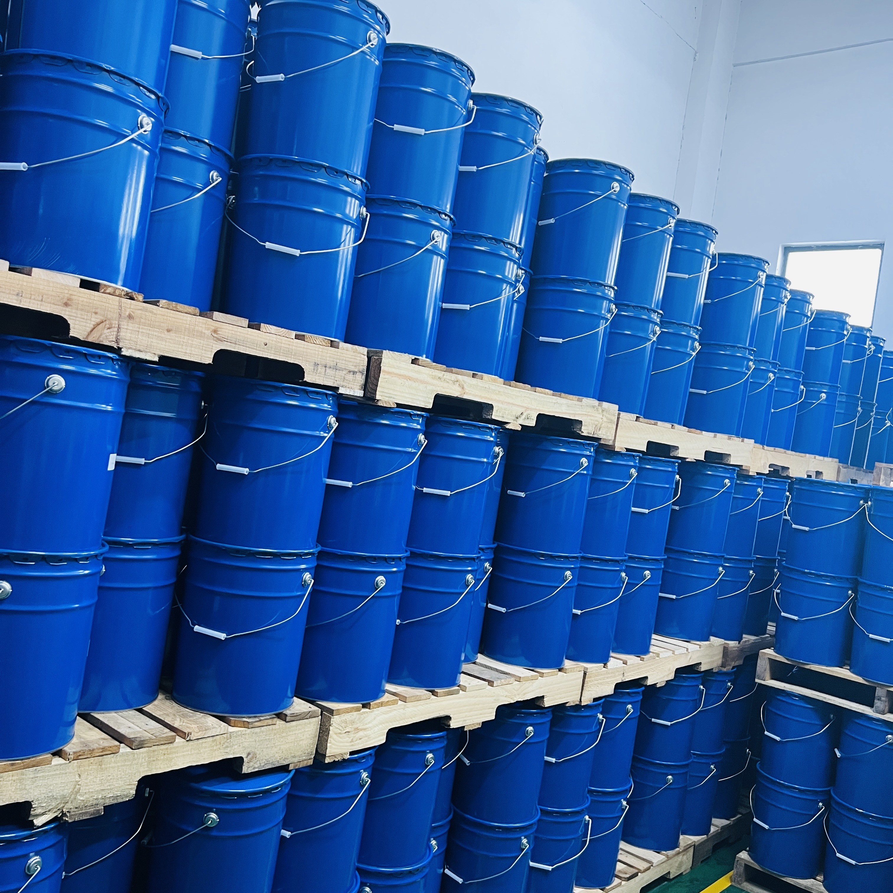 Dry Type Flame Retardant Epoxy Resin, Electric Insulators Clear Epoxy Liquid
