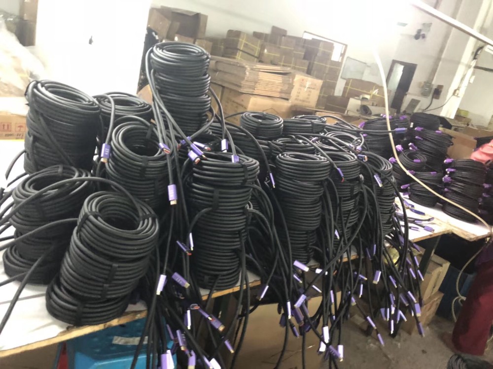 HDTV cable Without chip 2.0V 4K*2K 18 Gbps Fiber Optic PVC HDTV 4k@60Hz 5M-50M