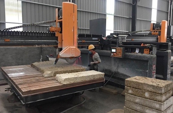 Stone Bridge Cutting Machine