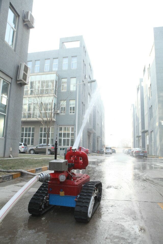 Remote Control Automatic Fire Fighting Robot , Automatic Fire Extinguisher Robot