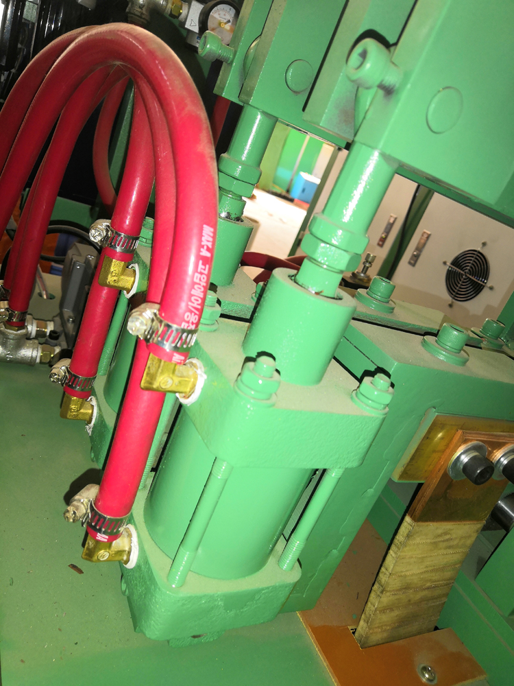 3P 380V/50HZ Input Voltage Medium Frequency Touch Welding Machine