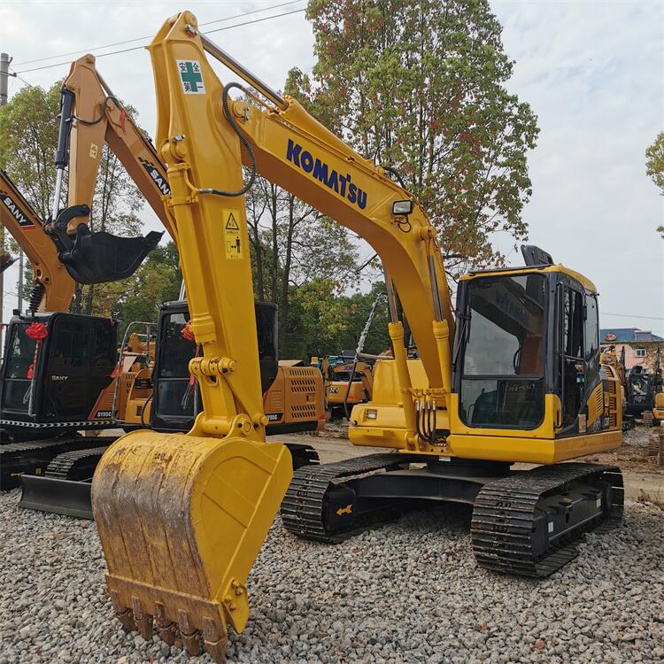 Original Hydraulic Valve Komatsu PC110 Second Hand Digger with Low Working Hours