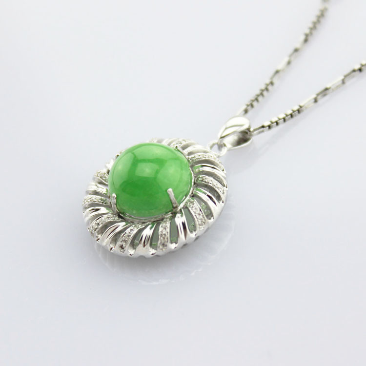 925 Silver Green Chalcedony Cubic Zirocnia Enhancer Pendant Necklace (P19)