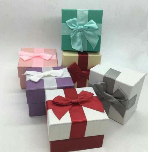 Pretty Paper Watch Necklace Jewelry Box , Heavy Cardboard Jewellery Packaging