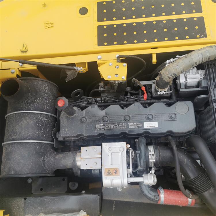 22000 KG Machine Weight Original Japan Used Komatsu PC220-8 Excavator with Less Hours