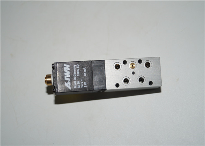 Man Roland Solenoid Valve 8093K408145 093K814540 Model Compact Structure