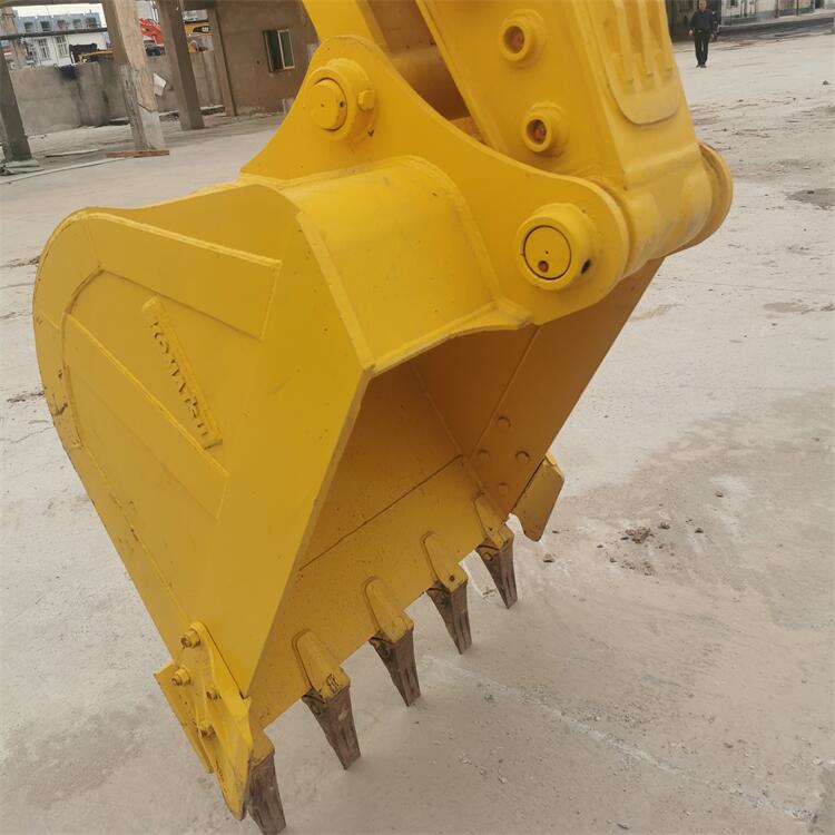 Used Original Japan Komatsu PC220-8 Excavator Good Condition Hydraulic Pump Original