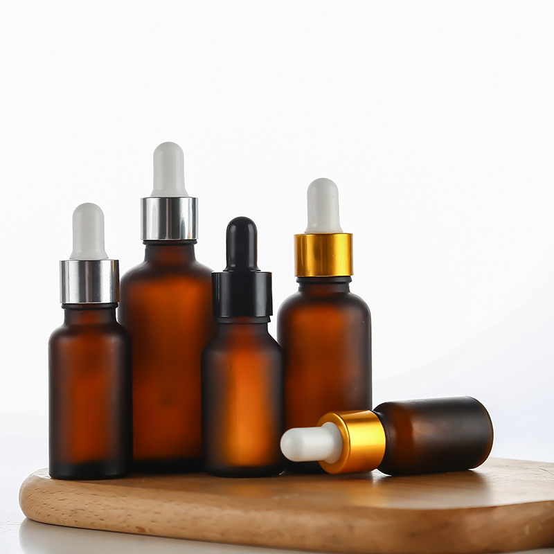 Stock Amber Glass Spray Bottle 10ml 15ml 20ml 30ml 50ml 100ml Round Glass Empty Perfume Bottle Black Cap Cylinder Bottle Perfume