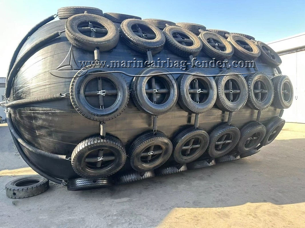 50kpa 80kpa Pneumatic Rubber Fender For Ships Docks And Vessel