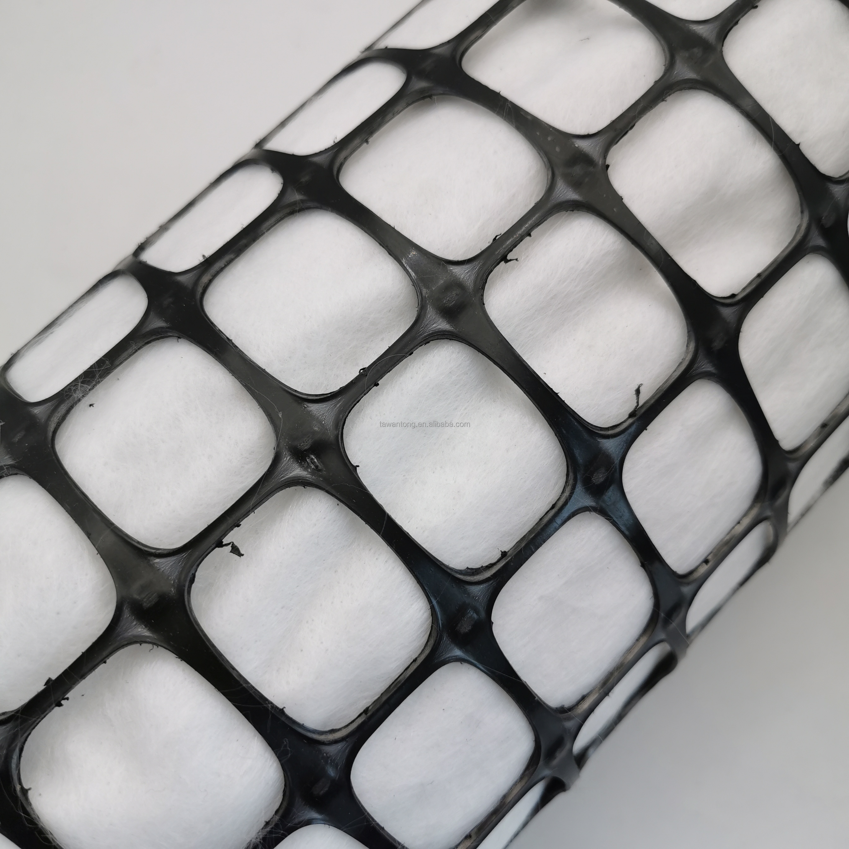 Plastic Road PP Biaxial Geogrid 40/40kn Composite Nonwoven Geotextile for Road Reinforcement