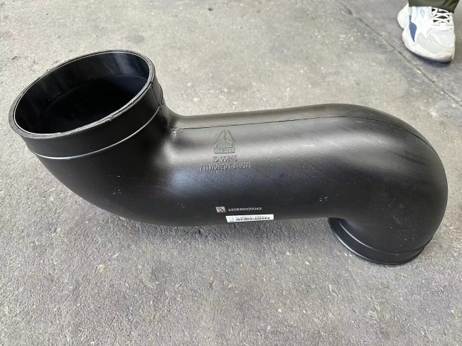 Engine Intake Pipe 711W08201-0493 HOWO Truck Parts