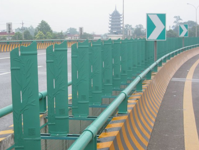 Highway Guardrail Reflective Road Facilities Durable Anti Dazzle Board Anti Glare