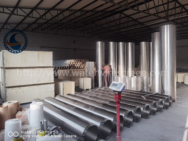 Ss304 Wire Wrapped Screen Pipe Pure Round Long Lasting Resistant Corrosion