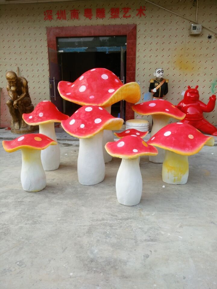 customize size fiberglass large mushroom model as decoration statue in garden /square / shop/ mall