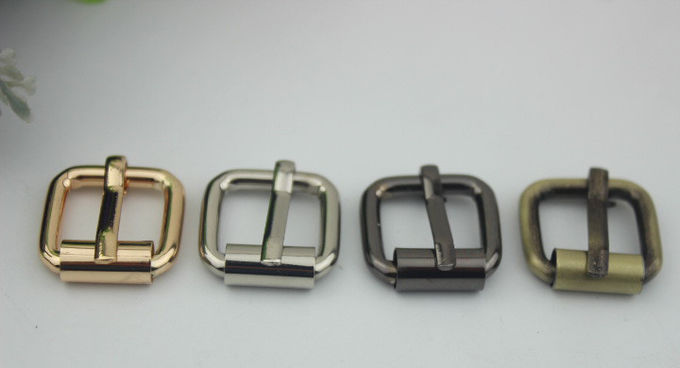 Wholesale Factory Bag Accessories Custom 17 MM Gunmetal Color Iron Metal Roller Pin Buckles For Belts