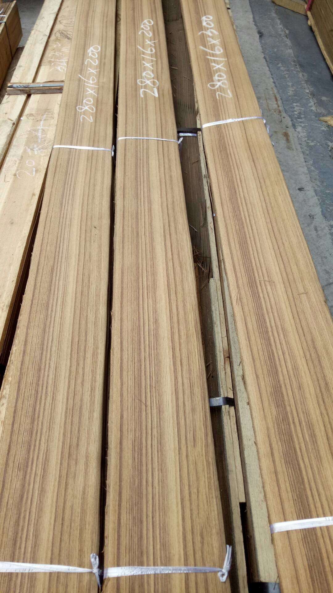Factory Supply Natural Wood Veneer 0.2mm 0.3mm 0.5mm 1mm 2mm 3mm Natural Plain Cut Burma Teak Veneer