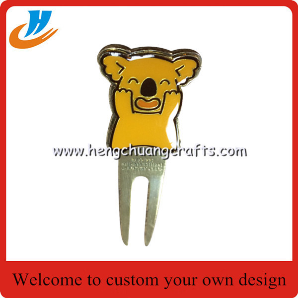 Shenzhen factory production Soft enamel golf accessory cheapest price custom