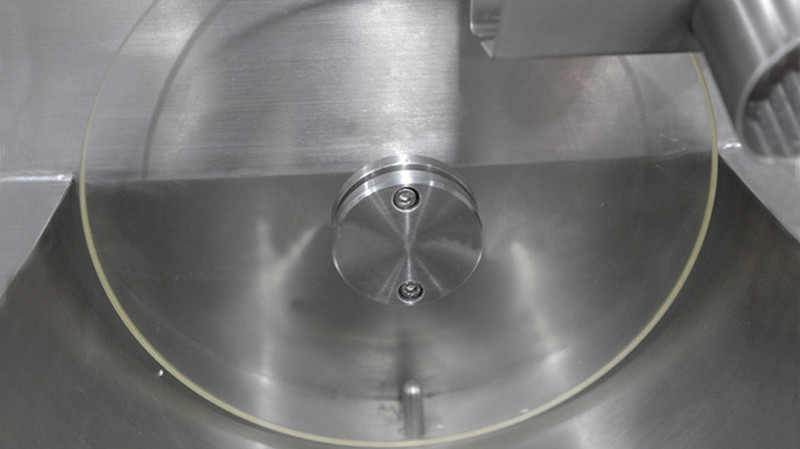 Automatic Chocolate Tempering Machine 30kg 60kg With Vibrating Table