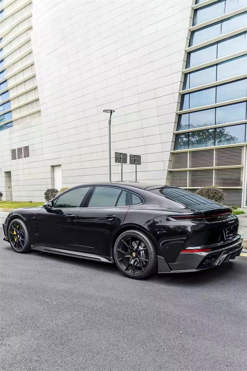 PANAMERA Porsche Wide Body Kit Carbon Fiber Spoiler Diffuser Spoiler 2020