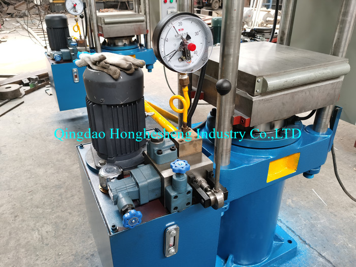 ISO CE 50 Ton Hydraulic Rubber Vulcanizing Press Machine 380*380mm PLC HIM Control