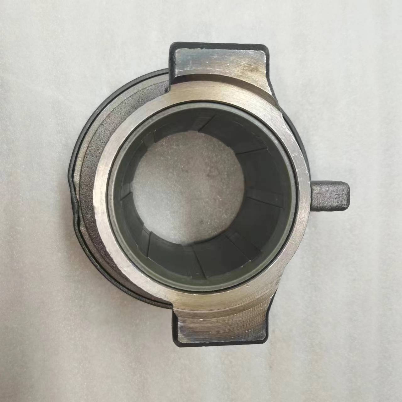 1601080-H0100 Dongfeng Heavy Duty Pull Type Clutch Release Bearing for Shacman Iron