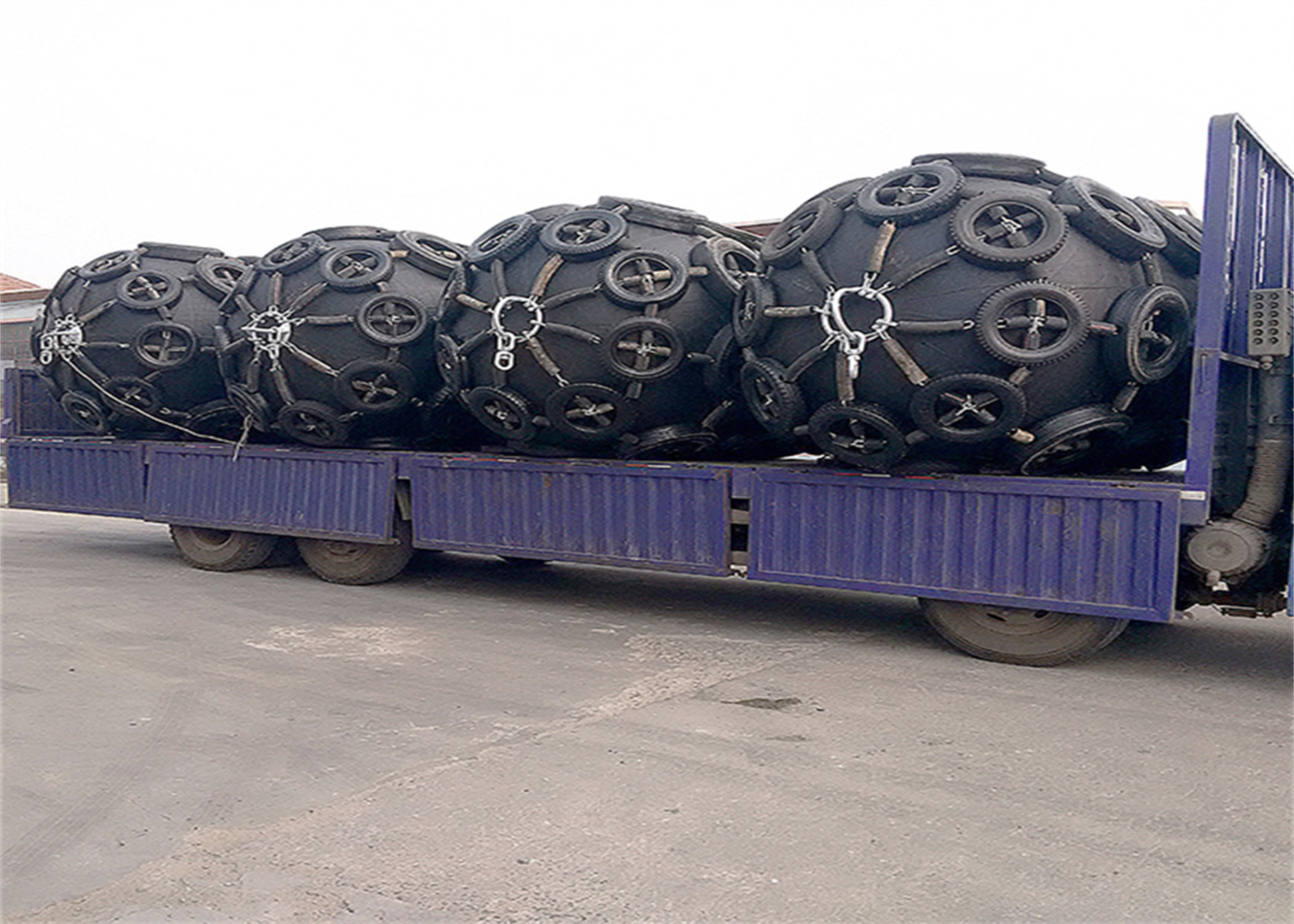 Dock Ship Use Inflatable Marine Rubber Fender Long Life Warranty Period