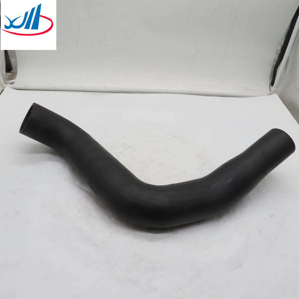 Water Coolant Hose Suitable for FORD TRANSIT 92VB8260BA 92VB-8260-BA 86VB8260AB 86VB-8260-AB 86VB8260CA 86VB-8260-CA 615