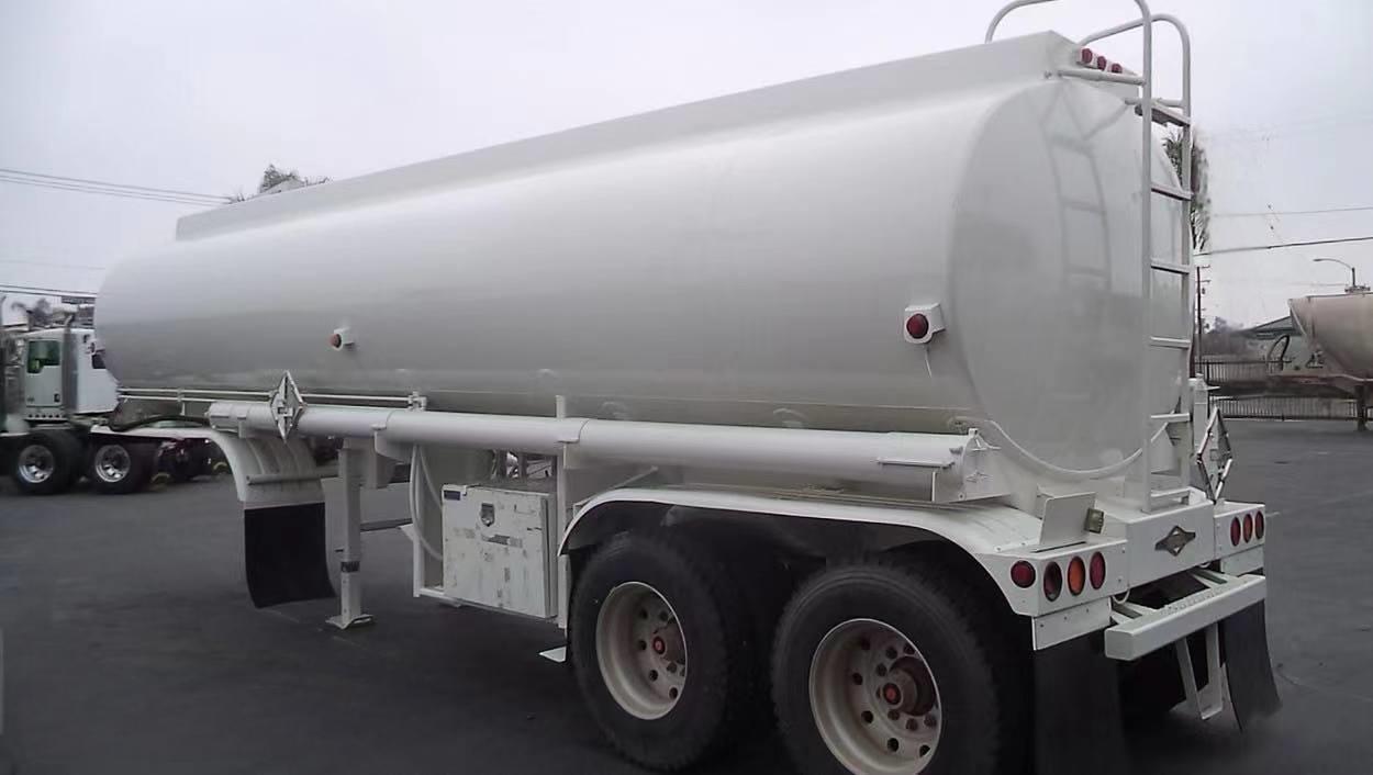 CIMC Chinese new design best quality cheap price 3 or 4 axis stainless steel diesel fuel oil semi tanker truck trailer
