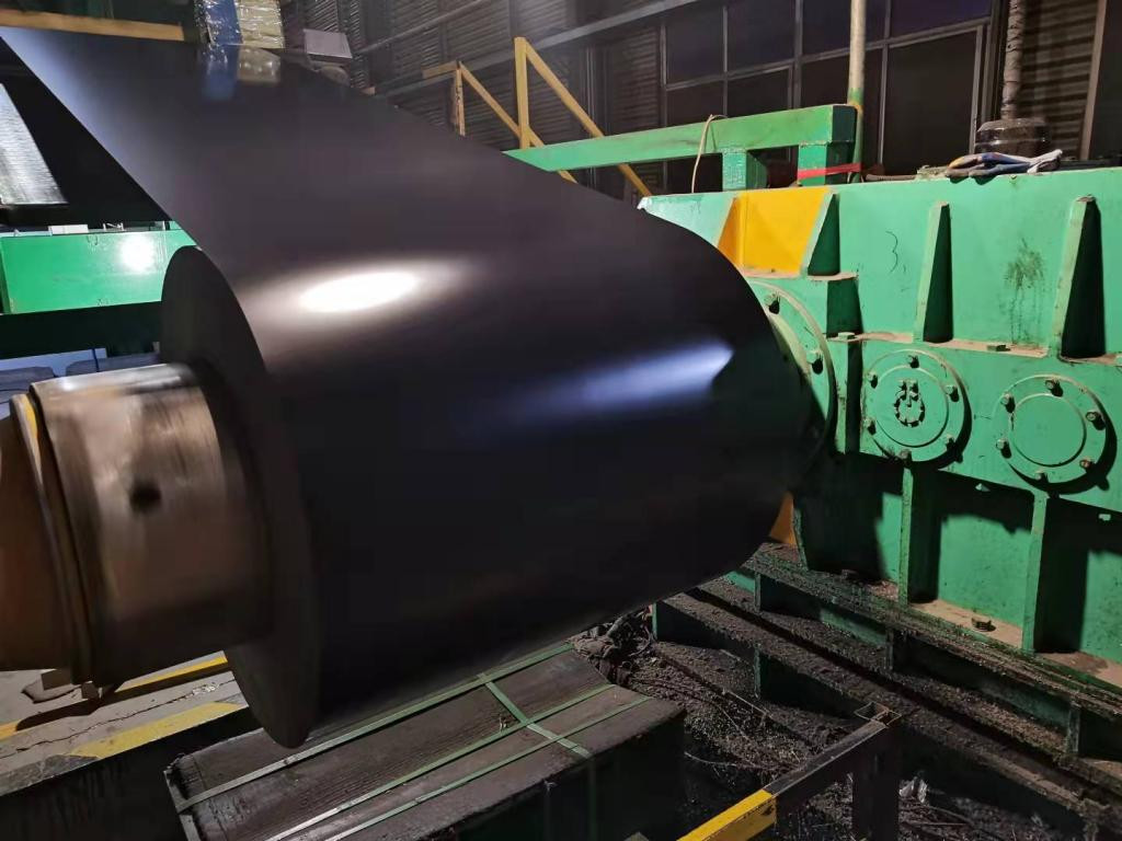 Z150-275G/M2 PPGI Steel Coil HDP DX51D For Metal Foofing Panels