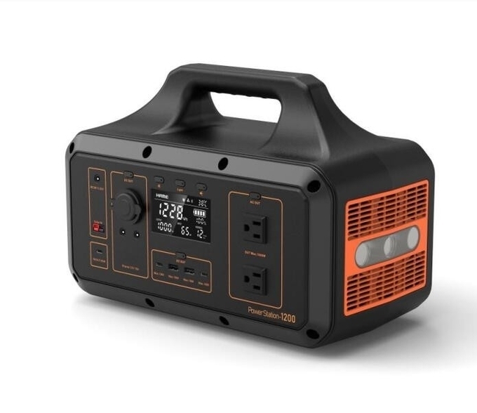 Good Quality Outdoor Cellphone Charging Station Lifepo4 Battery Power Source For Camping Use Fast Charging 2