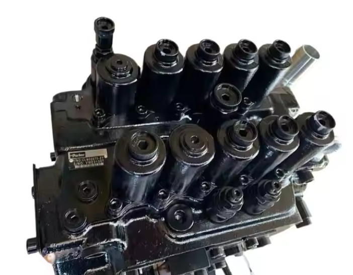 C0170-55068 C0170-55064 KBJ10394 KRJ10314 Control Valve Excavator SH200A5 C0170 Main Control Valve For Sumitomo KYB