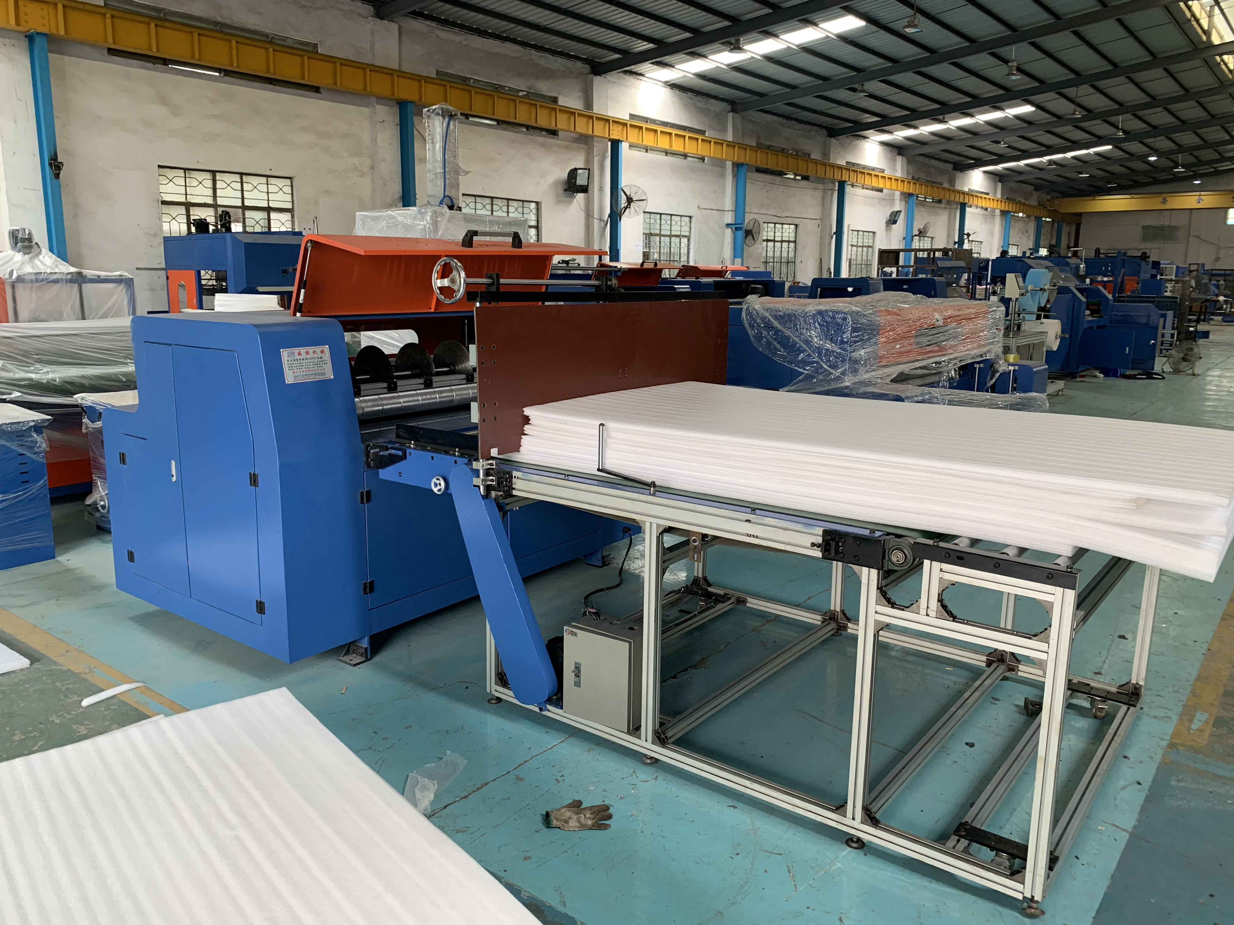 CNC Automatic EPE EVA PU PE Foam Transverse and Vertical Cutting Production Line