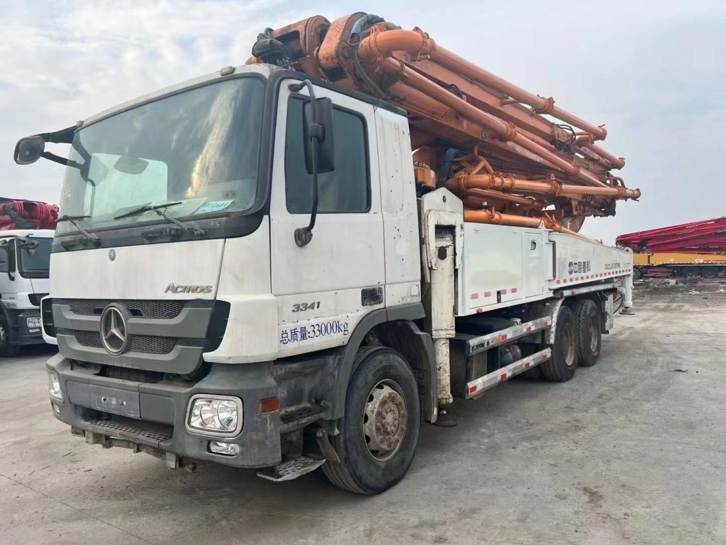 Zoomlion Special Price Activity 49 Meters Pump Truck Sold Construction Site Machinery