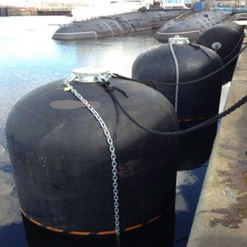 0.5 ~ 4.5m Submarine Fenders Reduced Wear And Tear And Compliant With International Maritime Standards