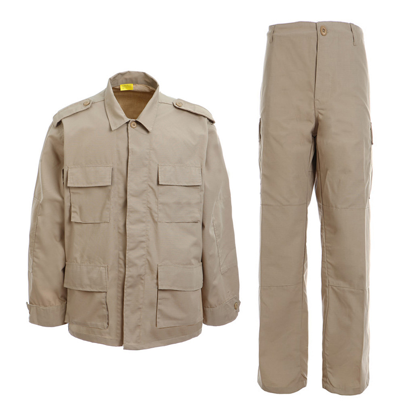 Camouflage Suit for Training 65% Polyester 35% Cotton Material Breathable and Durable