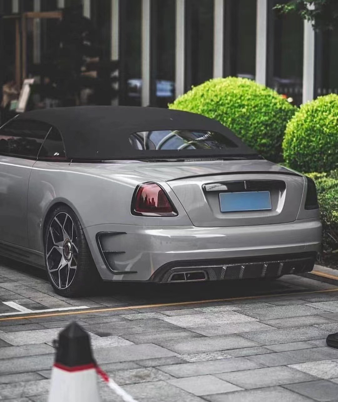 Mansory Style Rolls Royce Body Kit Wraith Car Auto Parts