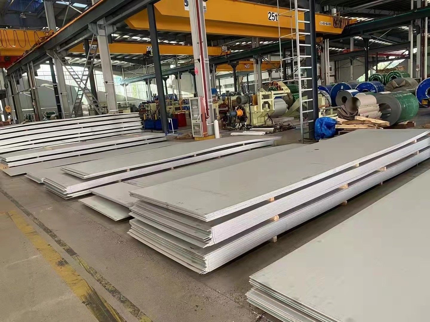 300 Series SS304L 4x8 Stainless Sheet 0.1mm To 250mm Hairline SS Sheet For Petroleum