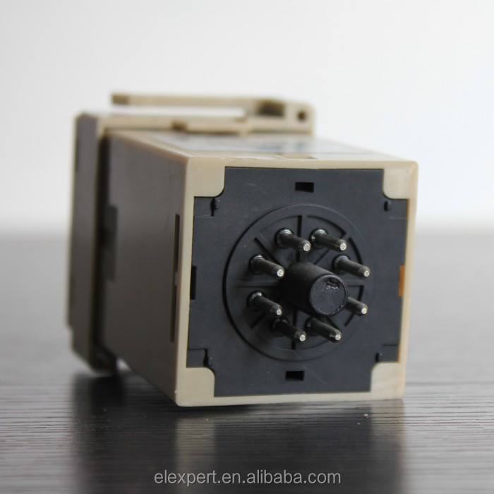 DH48S-S high quality AC 220V repeat cycle SPDT time relay with socket DH48S series 220VAC delay timer with base