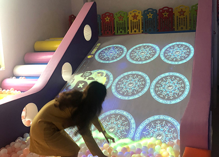 Slide 3d Interactive Floor Games , Kids Interactive Floor Projection System