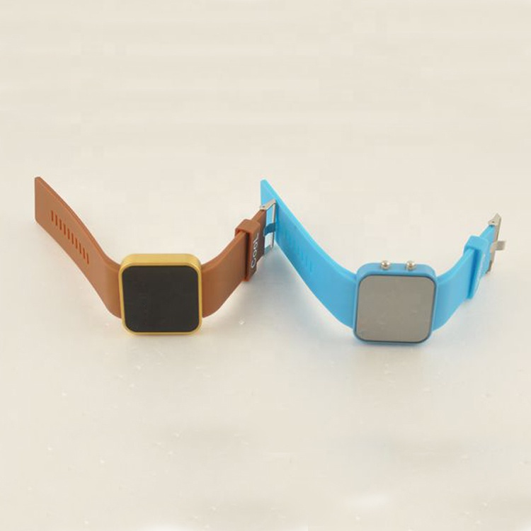 Fashion Quartz Smart Wrist Watch LED Style With Silicone Case Material