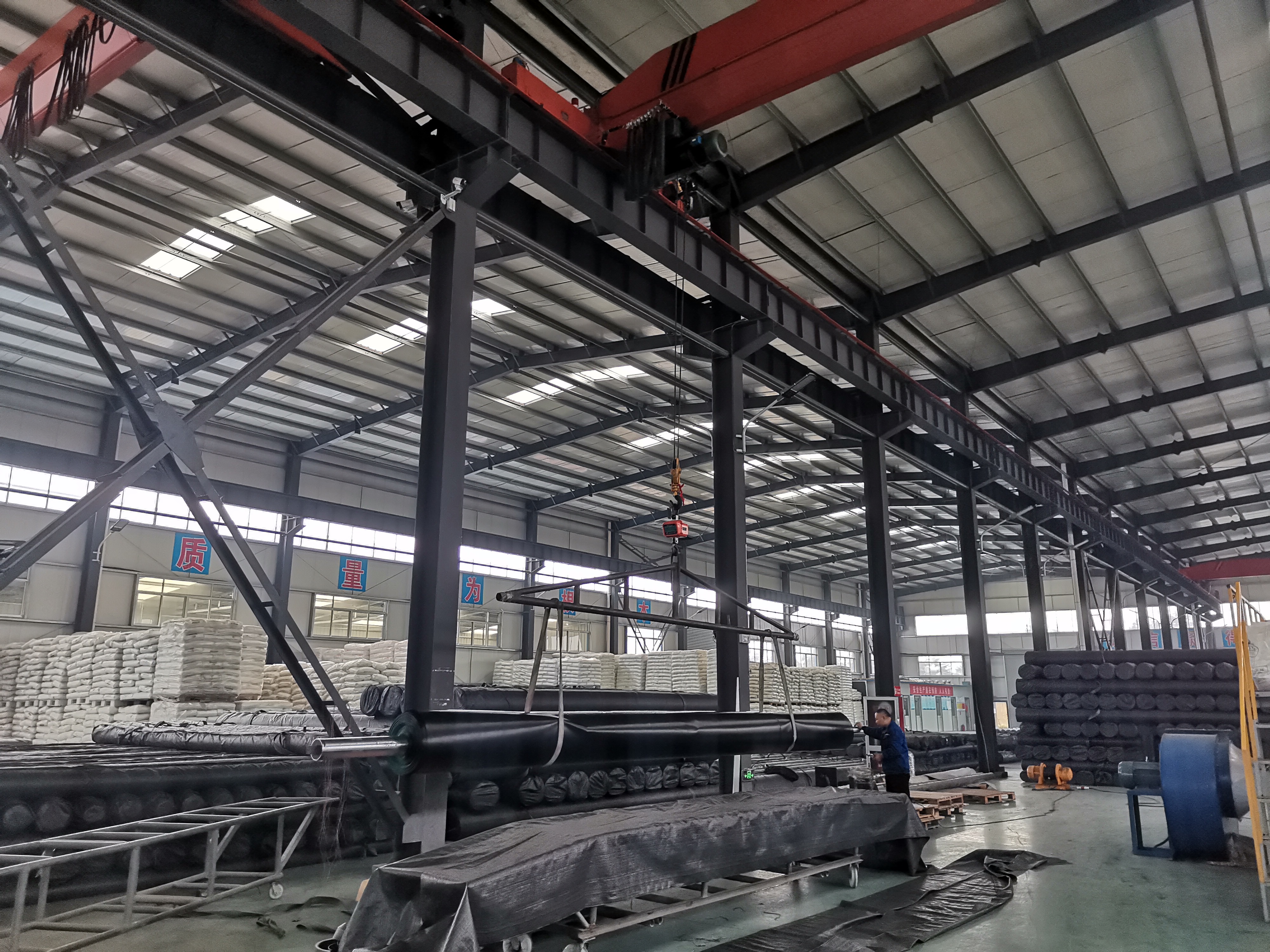 Smooth Pond Liner HDPE Geomembrane 1mm for Fish Farming in Environmental Applications