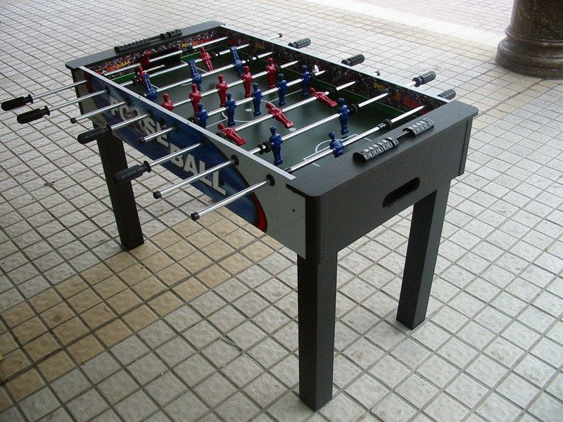 MDF 4FT Soccer Table With Colorful Player , Easy Assembly Professional Foosball Table