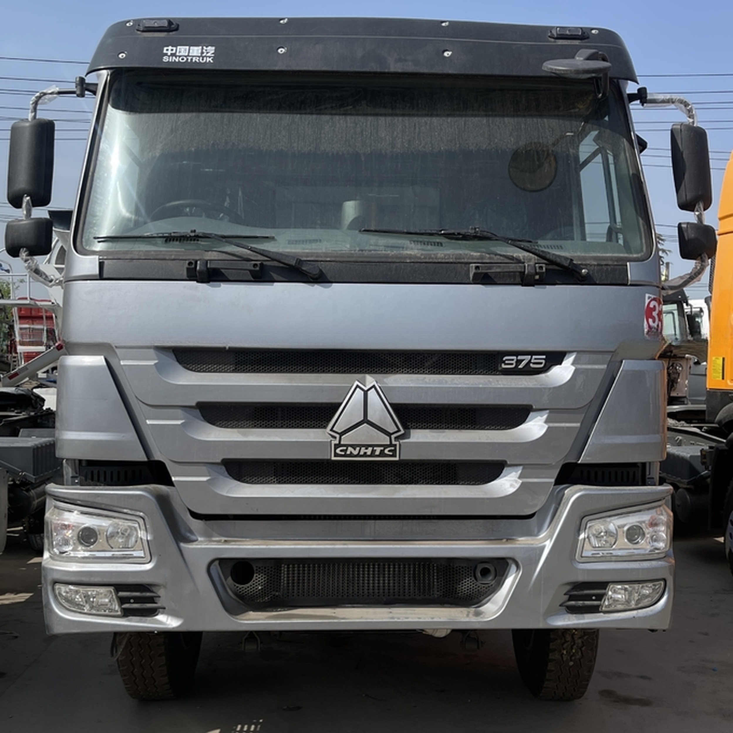 Manual Window SINOTRUCK Howo Dump Truck 6x4 375 371 336 WEI CHAI for Market