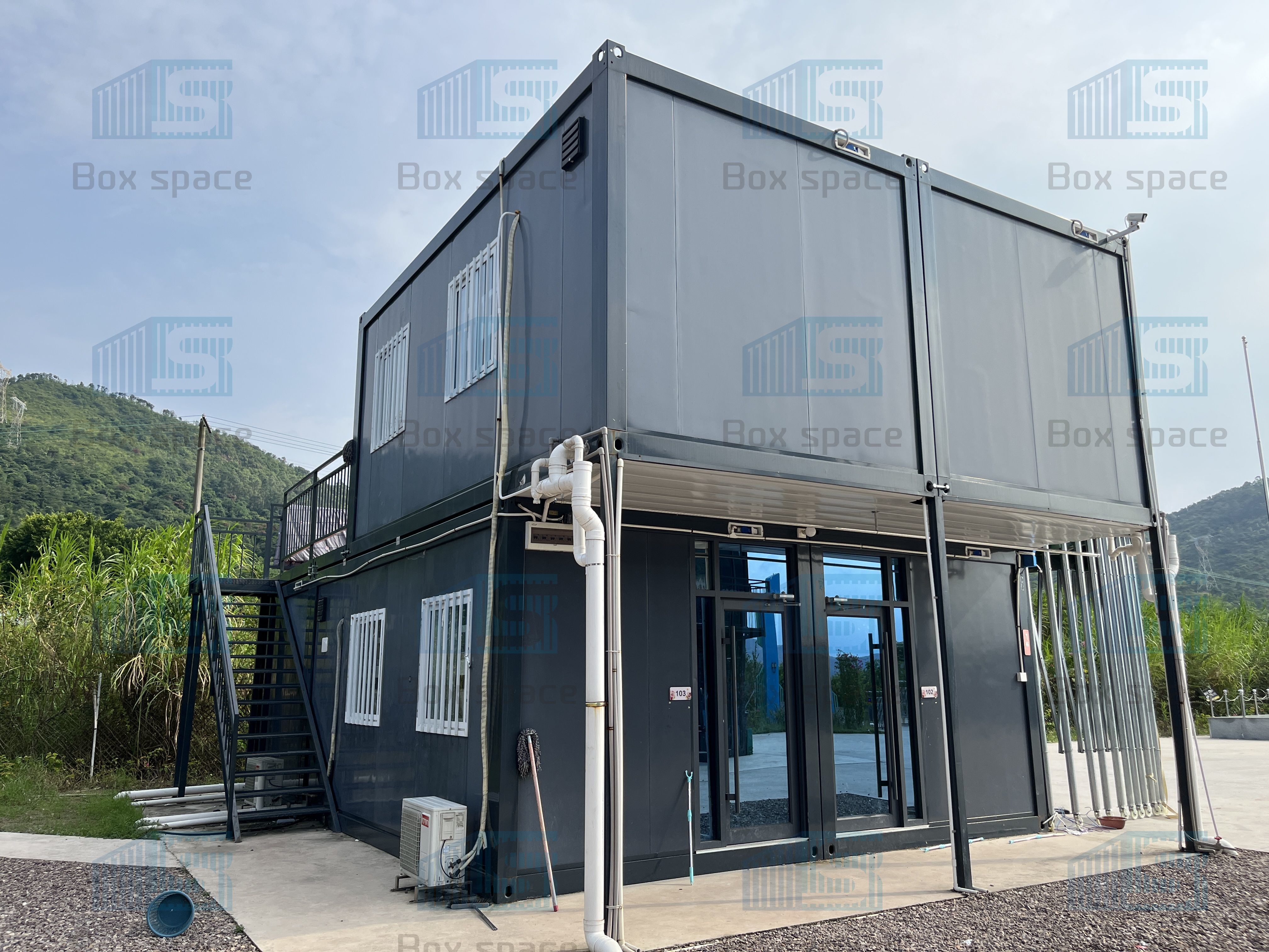 Flat Roof Modular 2 Bedroom Container House High Durability
