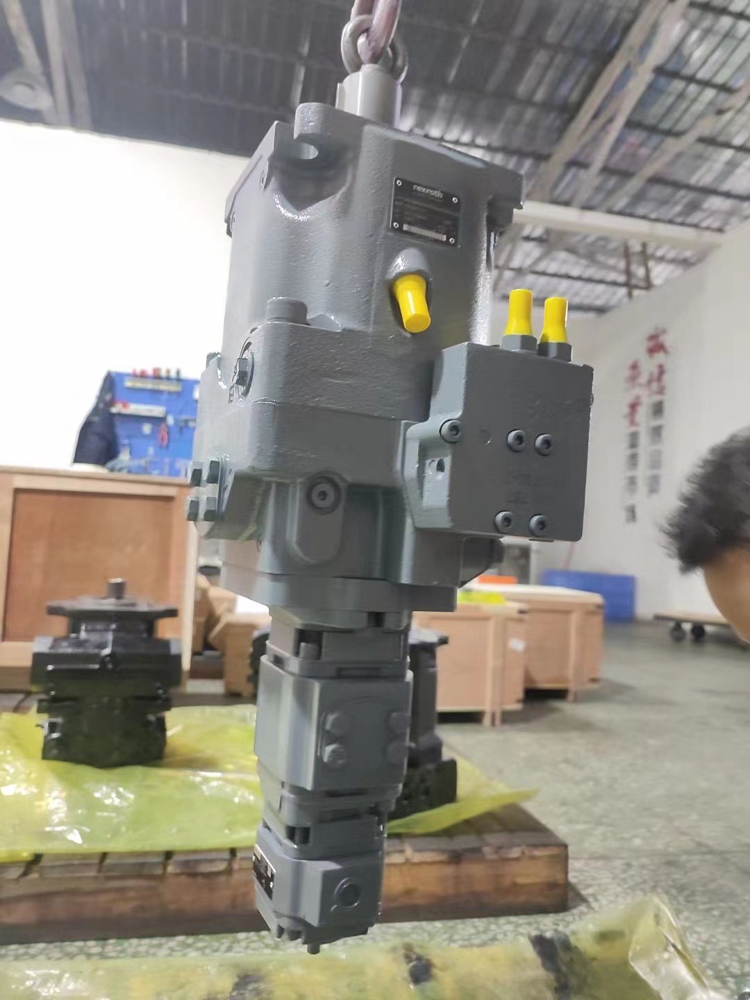 Triple A11VO75 PGF3 PGF2 Rexroth Hydraulic Piston Pumps Axial Variable Gear Pump