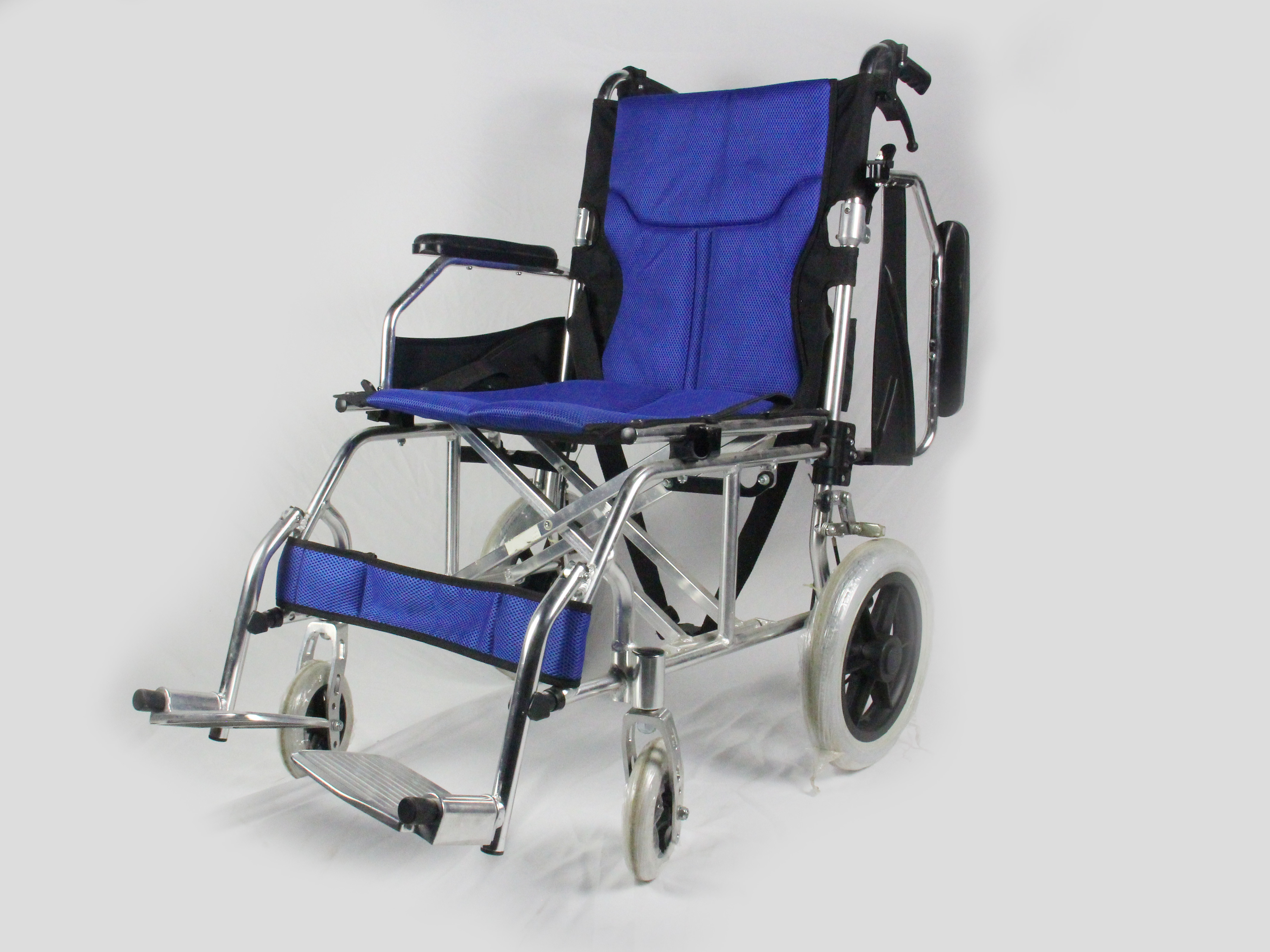 Compact Aluminum Lightweight Wheelchair Outdoor Use Easy Carry For Sale